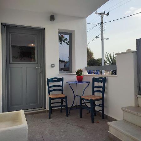 Charming Cozy Suites Naxos City ภายนอก รูปภาพ