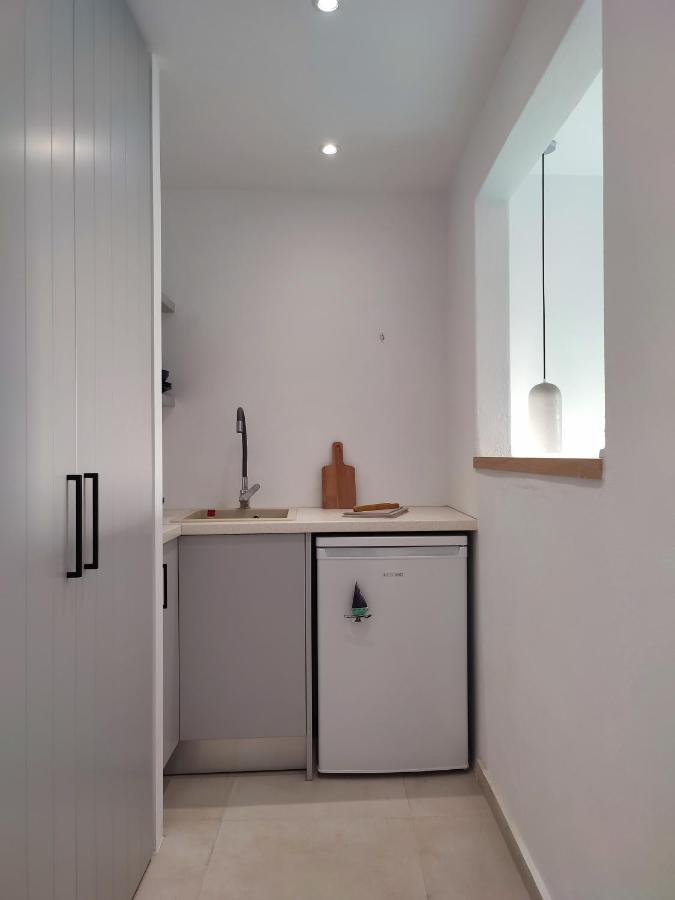 Charming Cozy Suites Naxos City ภายนอก รูปภาพ