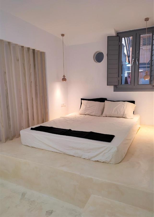 Charming Cozy Suites Naxos City ภายนอก รูปภาพ