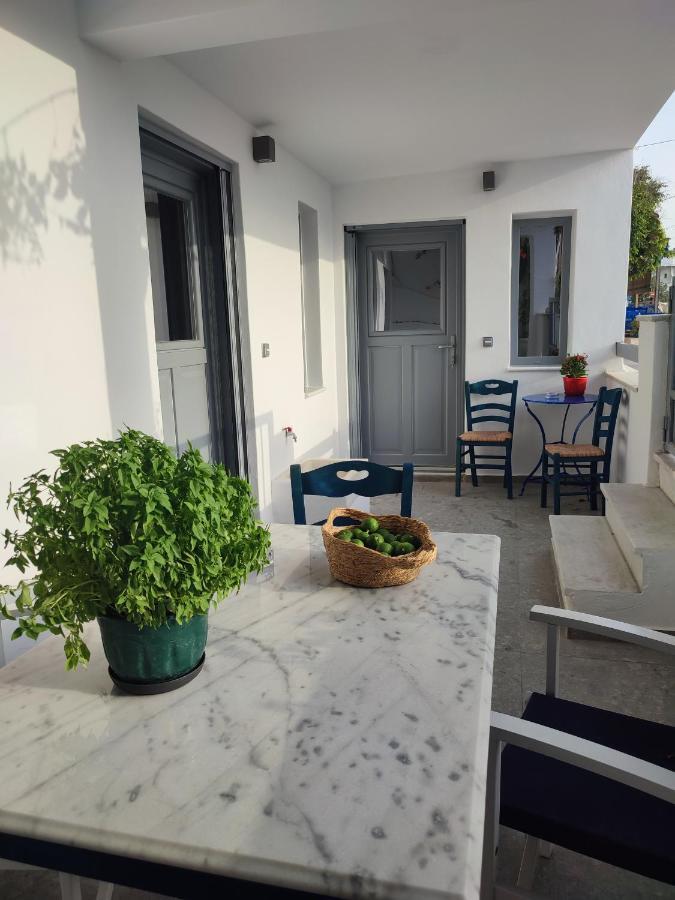 Charming Cozy Suites Naxos City ภายนอก รูปภาพ